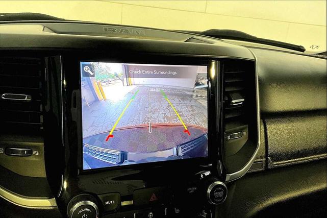 Photo of 2019 Diamond Black Crystal Pearlcoat RAM 1500