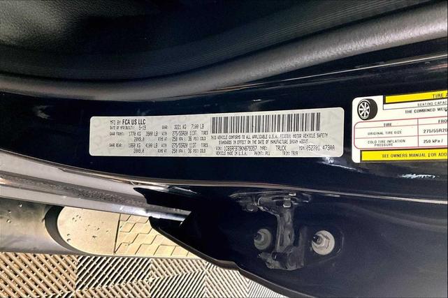 Photo of 2019 Diamond Black Crystal Pearlcoat RAM 1500