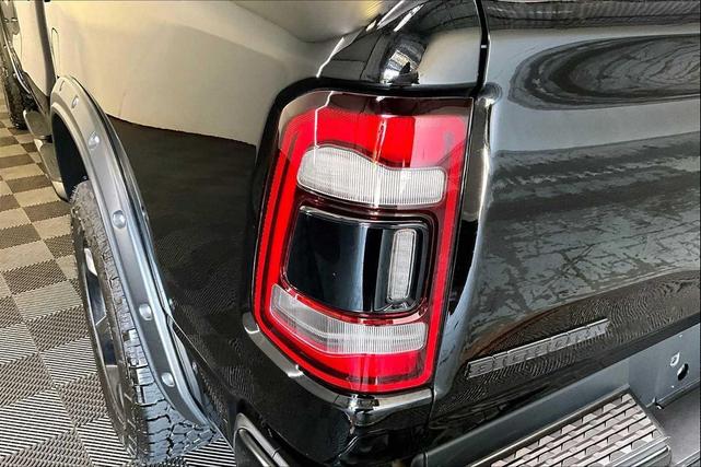 Photo of 2019 Diamond Black Crystal Pearlcoat RAM 1500