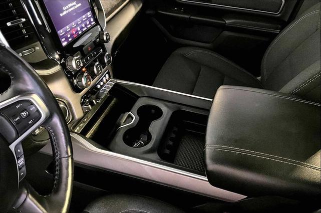 Photo of 2019 Diamond Black Crystal Pearlcoat RAM 1500