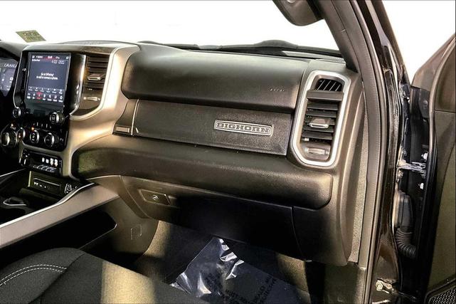Photo of 2019 Diamond Black Crystal Pearlcoat RAM 1500