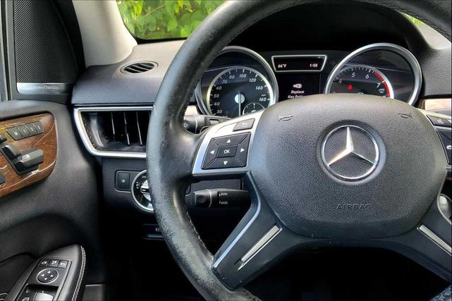Photo of 2015 Iridium Silver Metallic Mercedes-Benz M-Class