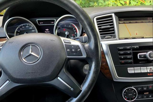 Photo of 2015 Iridium Silver Metallic Mercedes-Benz M-Class