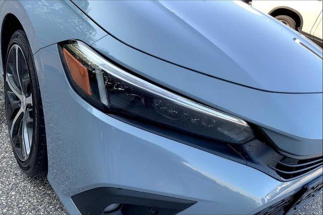 Photo of 2024 Sonic Gray Pearl Honda Civic