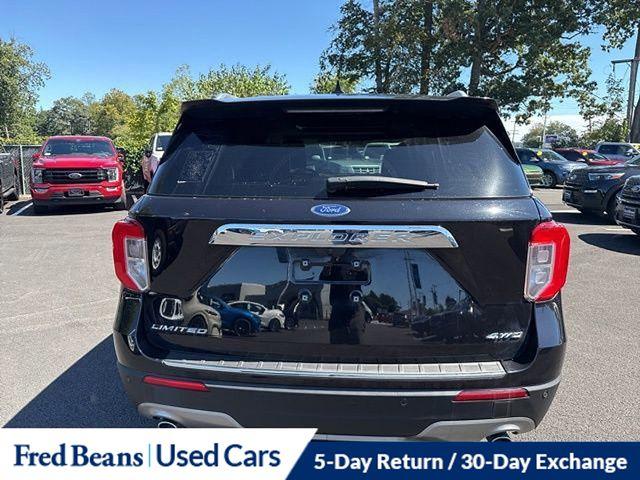 Photo of 2022 AGATE BLACK METALLIC Ford Explorer