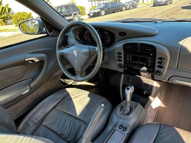 Photo of 2002 Gray Porsche 911