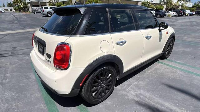 Photo of 2018 White MINI Hardtop