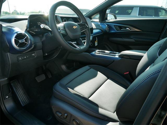 Photo of 2025 Black Chevrolet Equinox EV