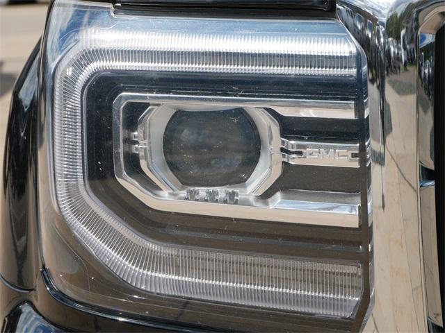 Photo of 2017 Onyx Black GMC Sierra 1500