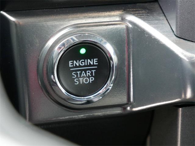 Photo of 2023 Oxford White Ford F-150