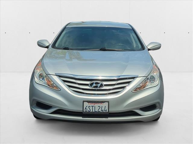 Photo of 2011 Radiant Silver Metallic Hyundai SONATA