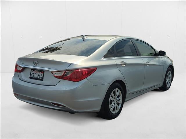 Photo of 2011 Radiant Silver Metallic Hyundai SONATA