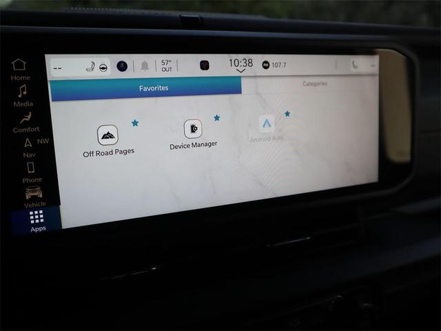 Photo of 2025 Black Clearcoat Jeep Gladiator