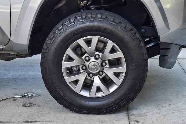 Photo of 2019 Magnetic Gray Metallic Toyota Tacoma