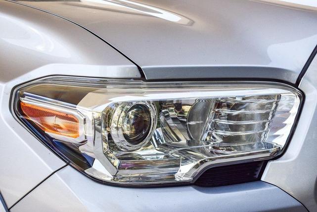 Photo of 2019 Magnetic Gray Metallic Toyota Tacoma
