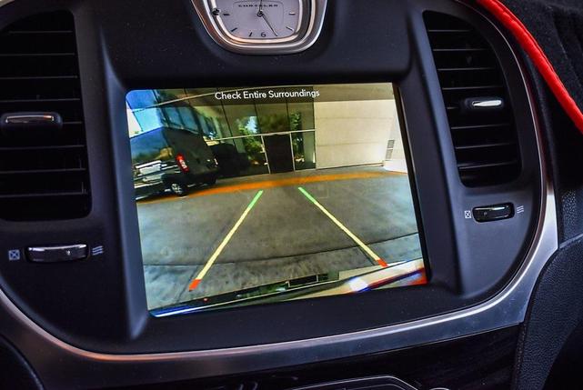 Photo of 2017 Granite Crystal Metallic Clearcoat Chrysler 300