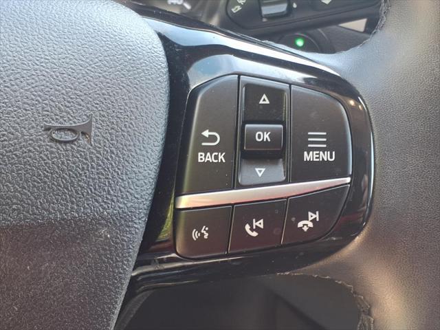 Photo of 2022 Black Metallic Ford Escape