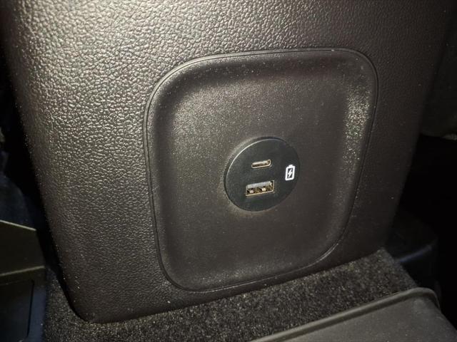 Photo of 2022 Black Metallic Ford Escape