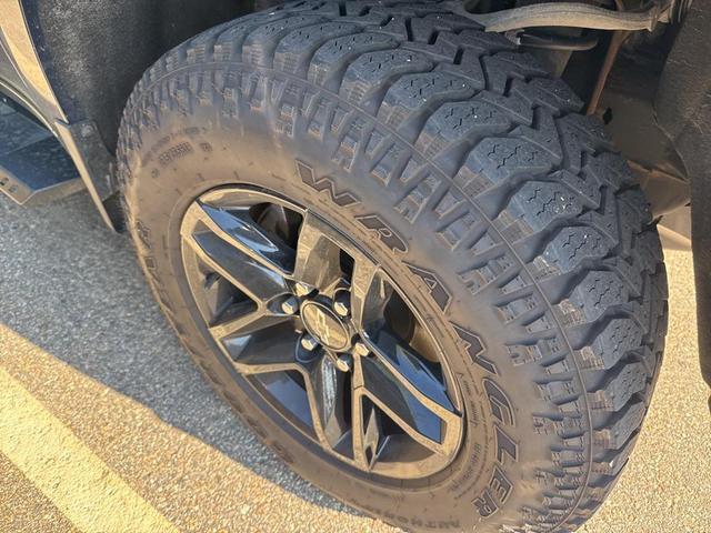 Photo of 2021 Northsky Blue Metallic Chevrolet Silverado 1500
