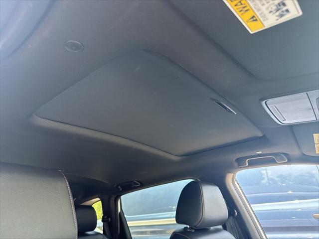 Photo of 2024 White Honda CR-V Hybrid