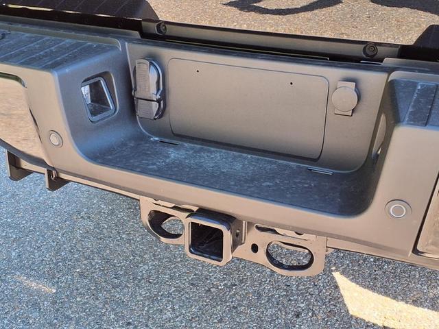 Photo of 2025 Agate Black Metallic Ford F-350