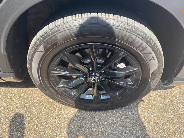 Photo of 2024 Black Honda CR-V Hybrid