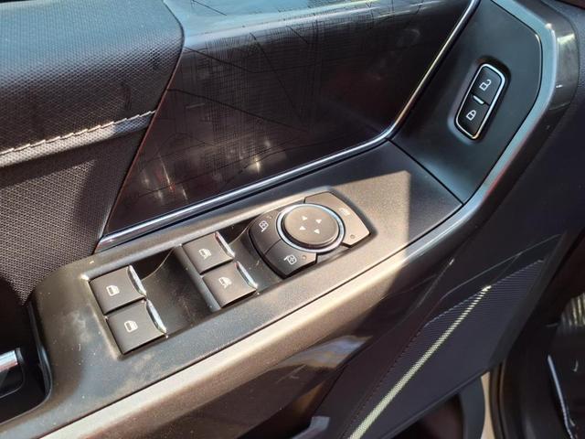 Photo of 2022 White Ford F-150
