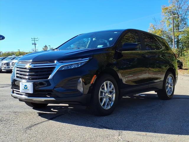 Photo of 2022 Mosaic Black Metallic Chevrolet Equinox