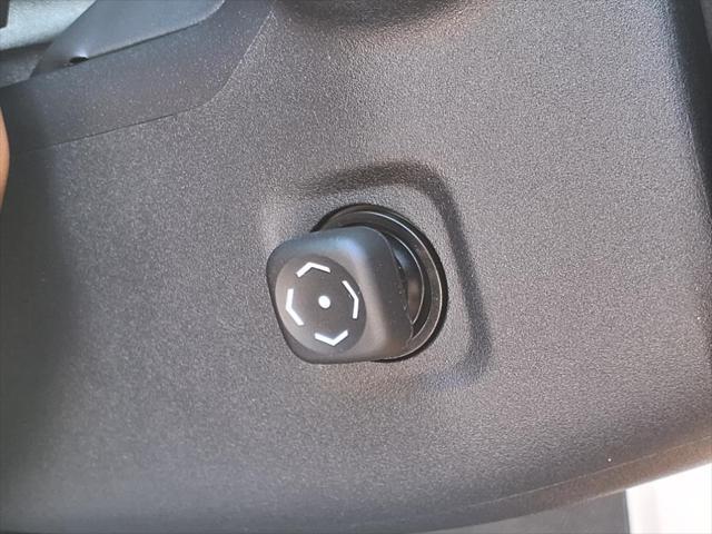 Photo of 2023 White Toyota Tundra Hybrid