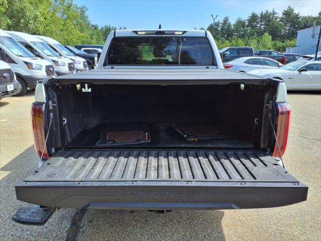 Photo of 2023 White Toyota Tundra Hybrid
