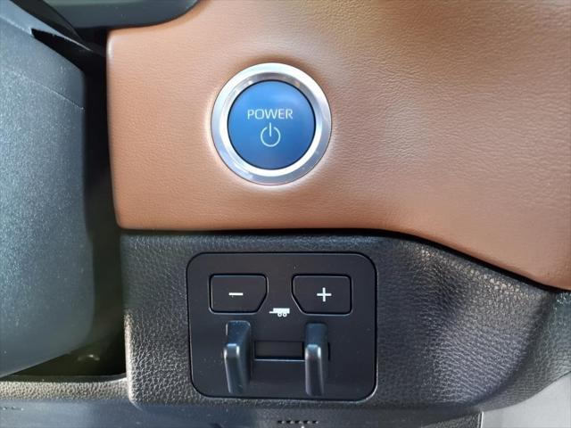 Photo of 2023 White Toyota Tundra Hybrid