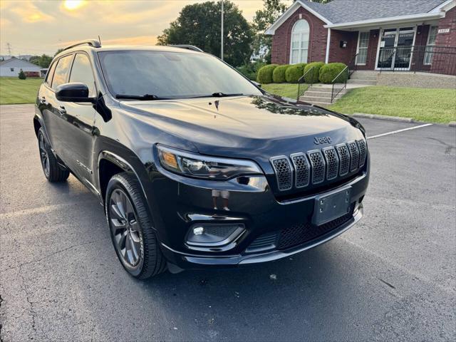 Photo of 2019 Black Jeep Cherokee