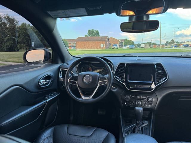 Photo of 2019 Black Jeep Cherokee