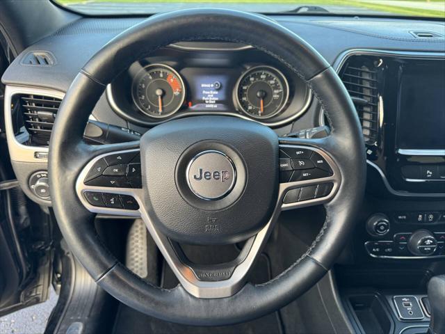 Photo of 2019 Black Jeep Cherokee