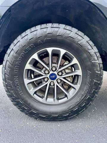 Photo of 2018 Black Ford F-150