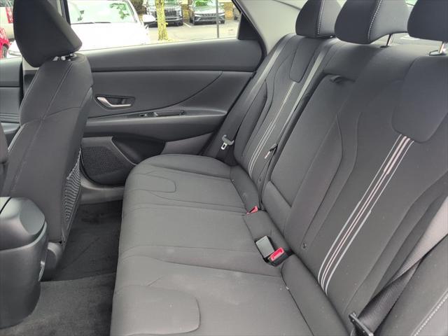 Photo of 2025 Fluid Metal Hyundai ELANTRA
