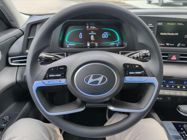 Photo of 2025 Abyss Black Hyundai ELANTRA HEV