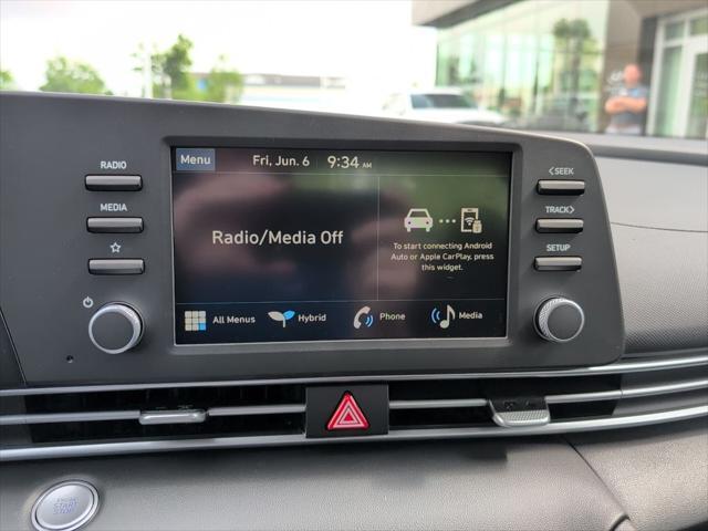 Photo of 2025 Abyss Black Hyundai ELANTRA HEV
