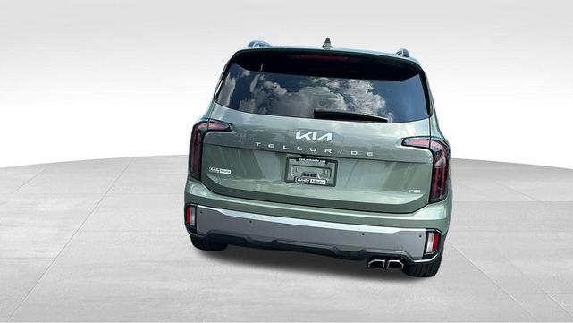 Photo of 2023 Jungle Green Kia Telluride