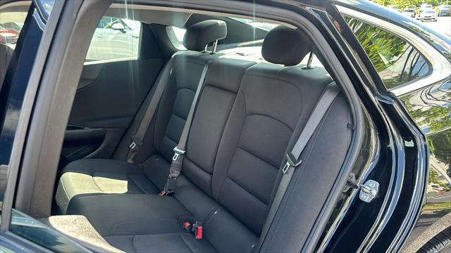 Photo of 2021 Mosaic Black Metallic Chevrolet Malibu