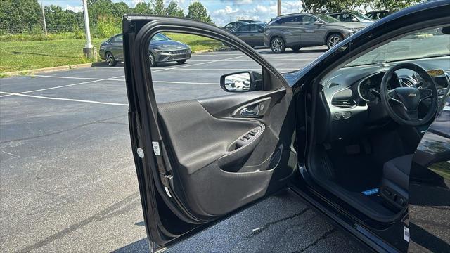 Photo of 2021 Mosaic Black Metallic Chevrolet Malibu