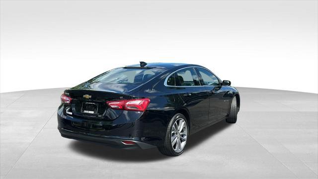Photo of 2021 Mosaic Black Metallic Chevrolet Malibu
