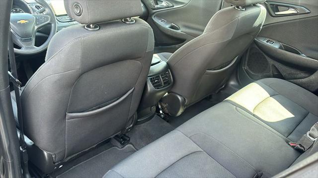 Photo of 2021 Mosaic Black Metallic Chevrolet Malibu
