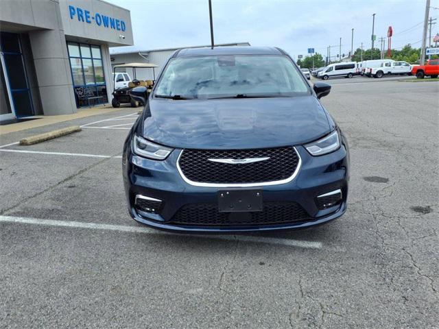 Photo of 2023 Fathom Blue Pearlcoat Chrysler Pacifica Hybrid