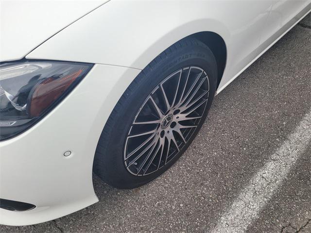 Photo of 2024 White Mercedes-Benz C-Class