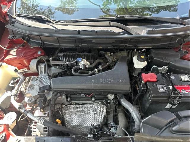 Photo of 2019 Maroon Nissan Rogue