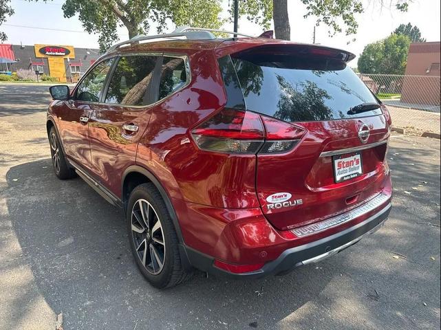 Photo of 2019 Maroon Nissan Rogue