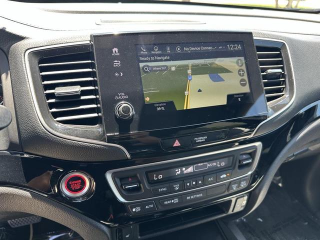 Photo of 2019 Obsidian Blue Pearl Honda Passport