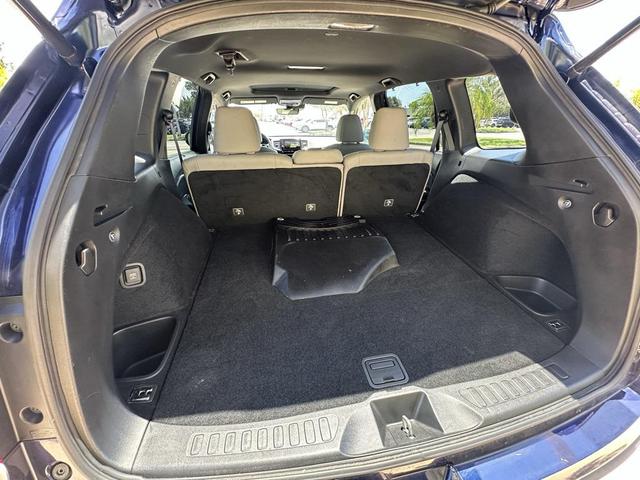 Photo of 2019 Obsidian Blue Pearl Honda Passport