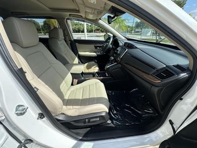 Photo of 2021 Platinum White Pearl Honda CR-V